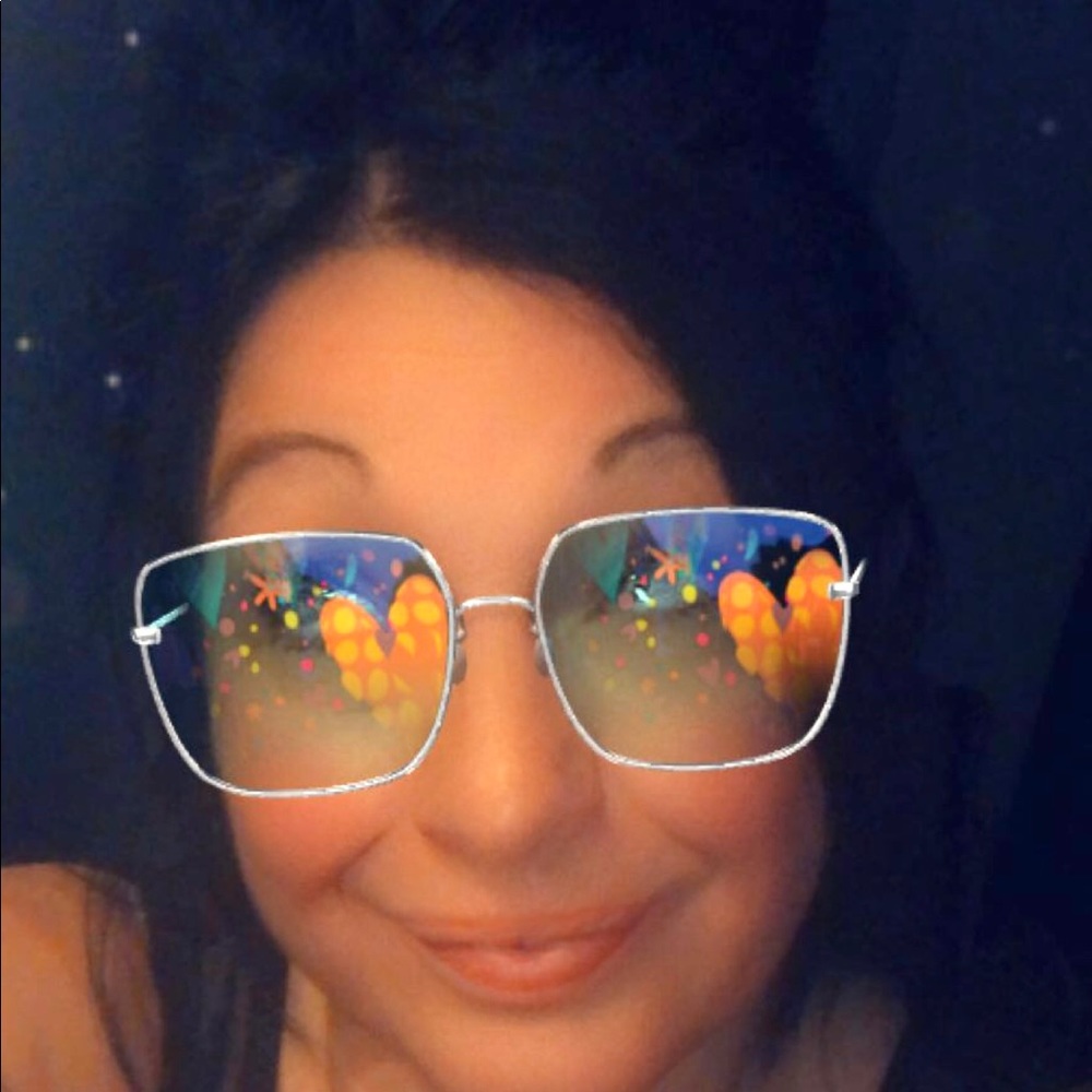 Meet your Posher, Kimberly